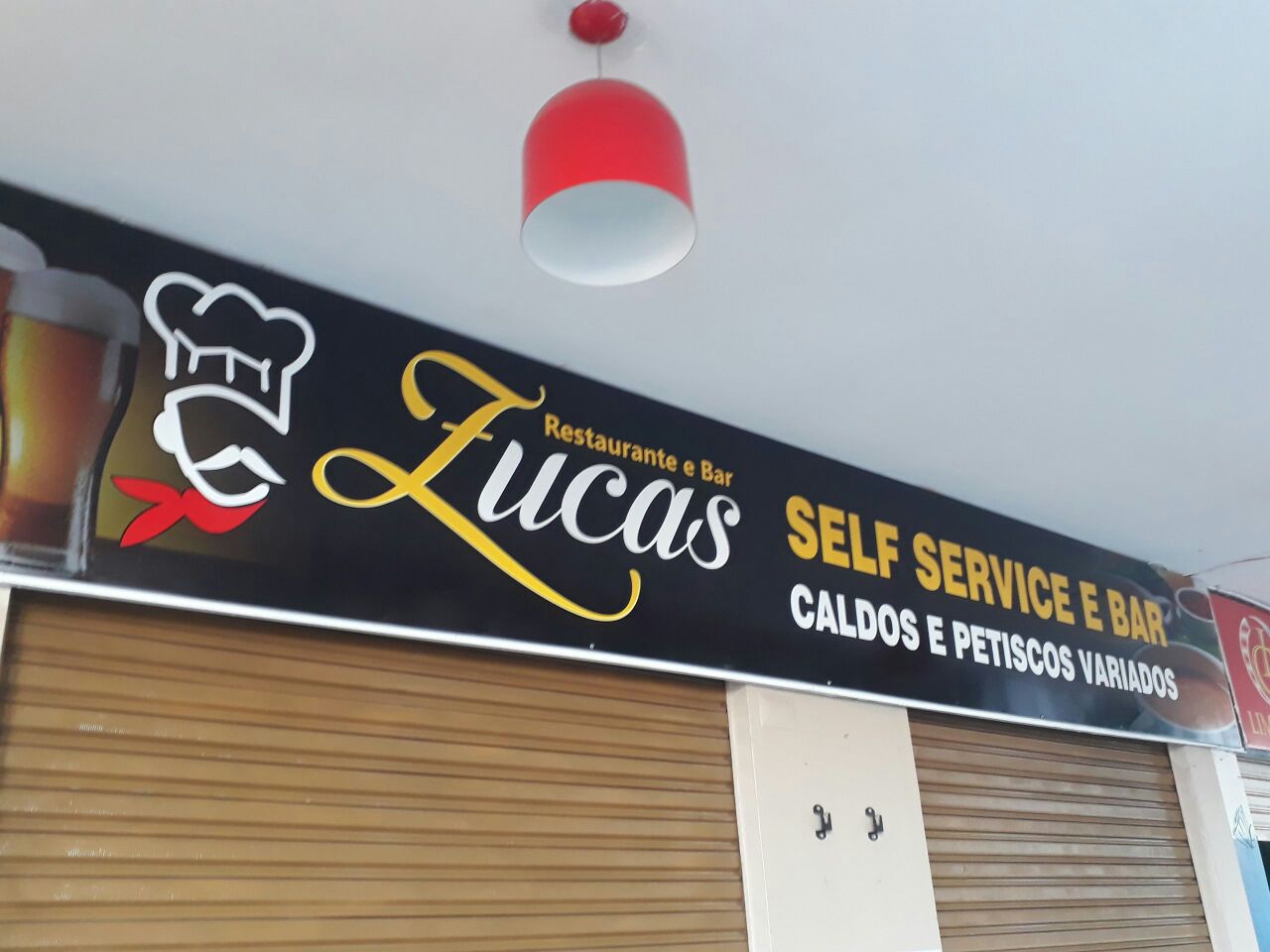 Restaurante e Bar Zucas, caldos, peticos variados, Bloco B, da 411 Norte, Asa Norte, Brasília